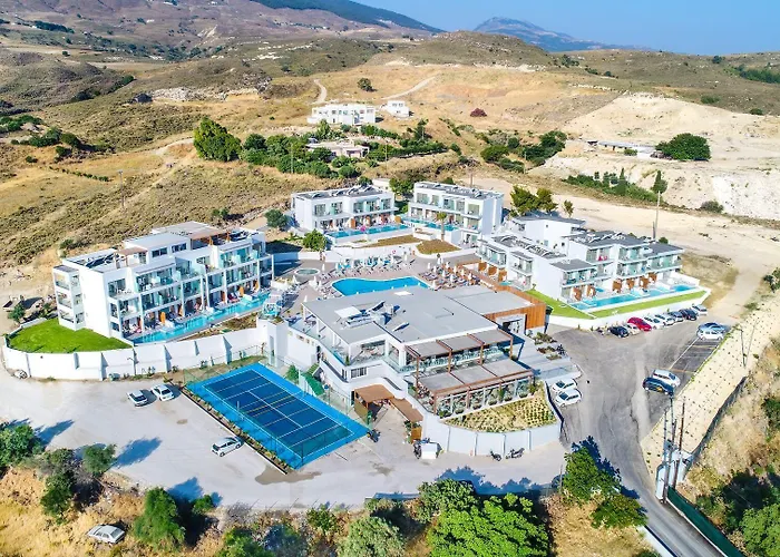 Harmony Crest Resort& (adults Only) Hotel