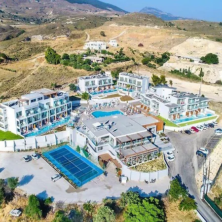 Готель Harmony Crest Resort& (adults Only)