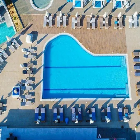 Harmony Crest Resort& (adults Only) Готель 4*