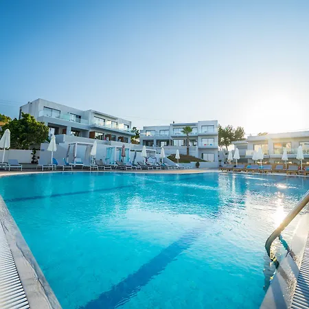 Harmony Crest Resort& (adults Only) Готель