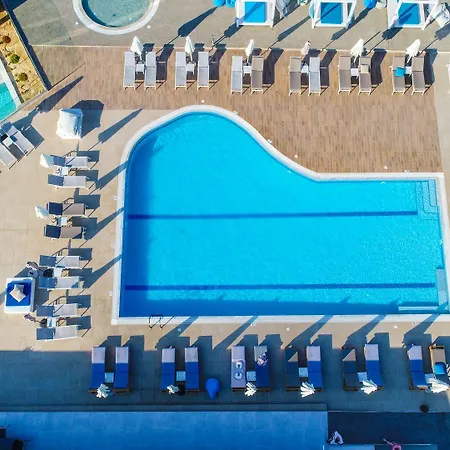호텔 Harmony Crest Resort& (adults Only) 4*