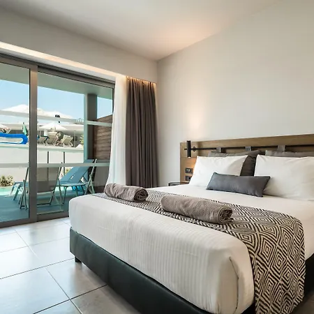 Harmony Crest Resort& (adults Only) 호텔 코스 타운