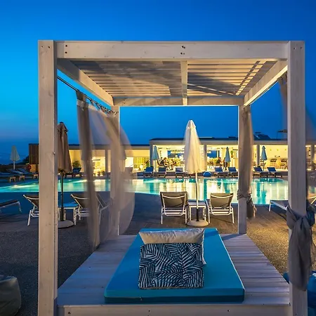 Готель Harmony Crest Resort& (adults Only) 4*