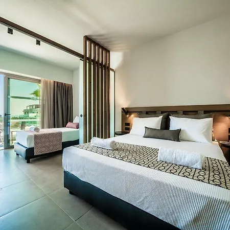Harmony Crest Resort& (adults Only) 4*
