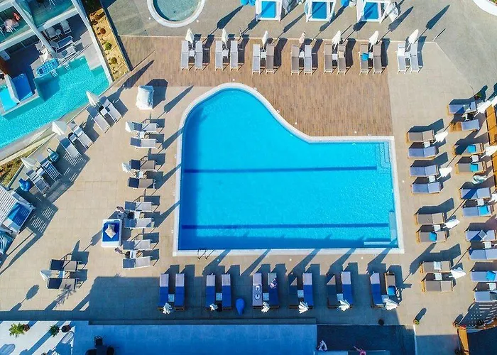 Harmony Crest Resort& (adults Only) Hotel 4*